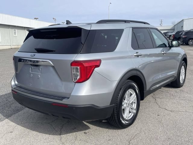 Used 2023 Ford Explorer XLT RWD image 3