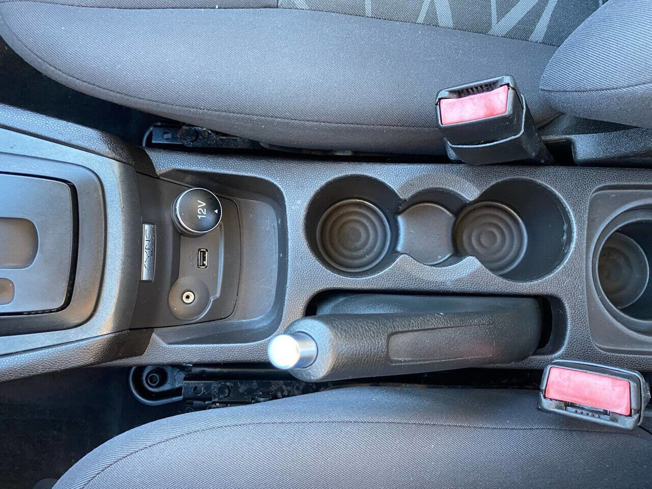 Used 2015 Ford Fiesta S image 19