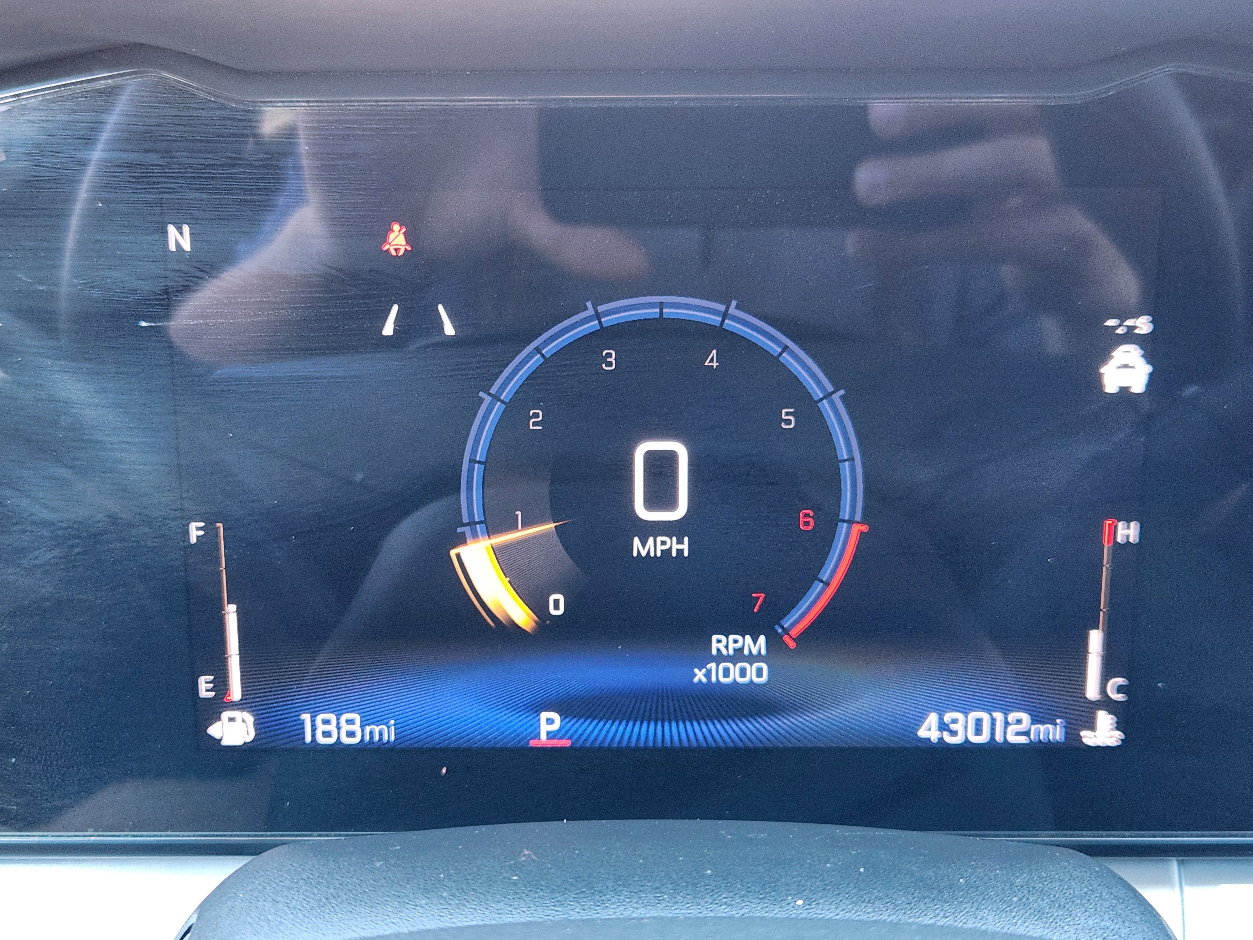 Used 2025 Chevrolet Trax LT FWD image 16