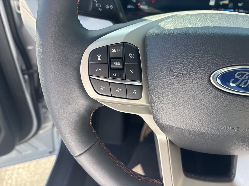 New 2026 Ford Explorer Active w/ Active Comfort Package image 29