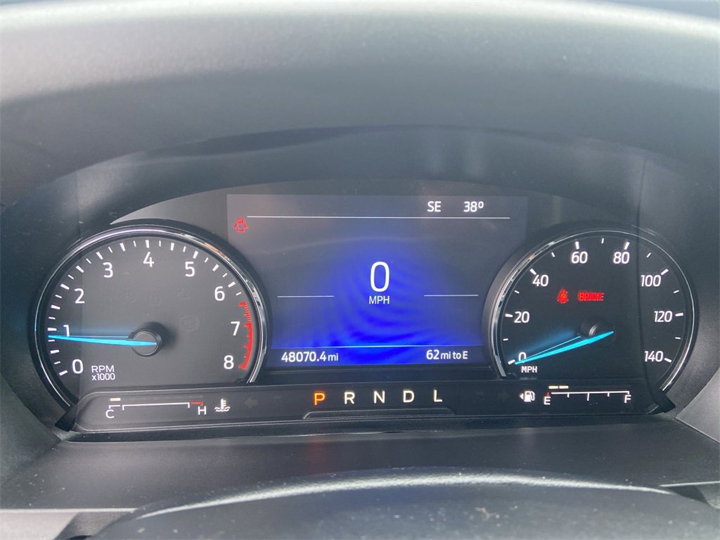 Used 2022 Ford Explorer XLT image 12