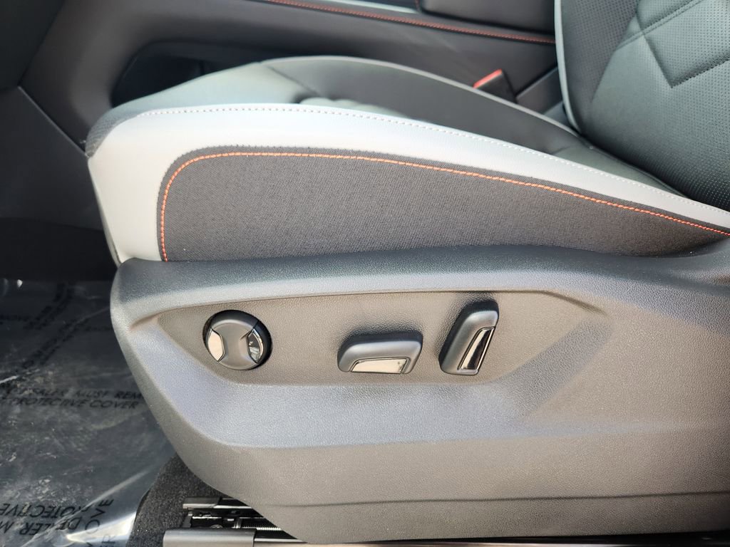 New 2026 Volkswagen Atlas Peak Edition AWD/4WD image 13