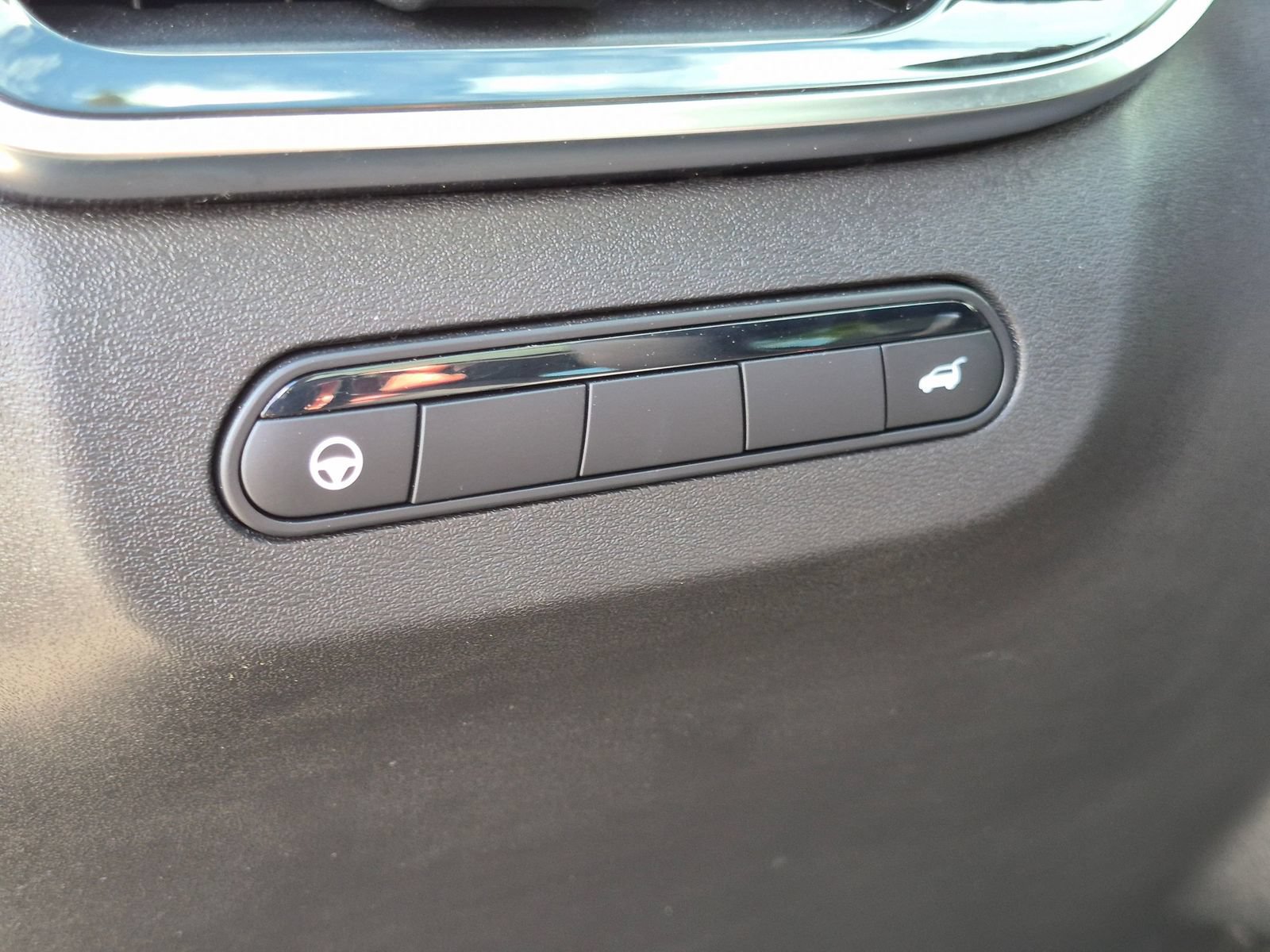 Used 2026 INFINITI QX60 Luxe w/ Cargo Package FWD image 17