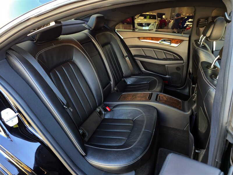 Used 2013 Mercedes-Benz CLS 550 w/ Premium I Pkg image 29