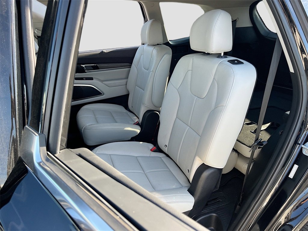 Used 2021 Kia Telluride SX w/ Towing Package image 25
