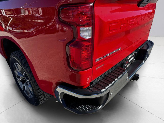 Used 2020 Chevrolet Silverado 1500 LT w/ Texas Edition image 18