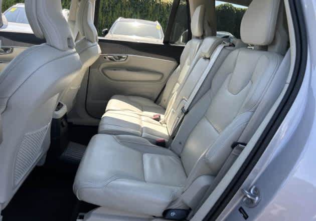 Used 2023 Volvo XC90 T8 Ultimate AWD/4WD image 5