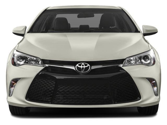 Used 2016 Toyota Camry XSE w/ Moonroof Package FWD image 4