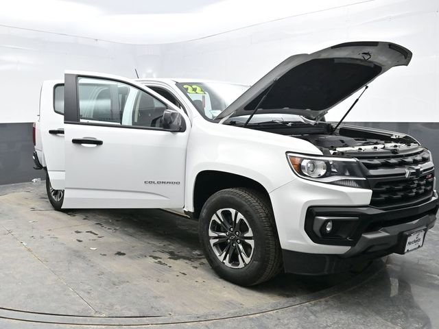 Used 2022 Chevrolet Colorado Z71 w/ Safety Package image 40