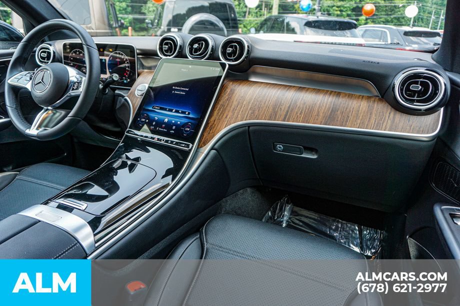 Used 2026 Mercedes-Benz GLC 350e 4MATIC image 23