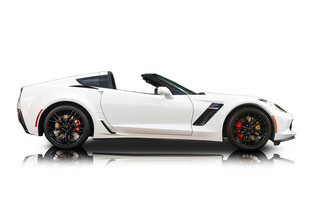 Used 2016 Chevrolet Corvette Z06 w/ 2LZ Preferred Equipment Group RWD image 2