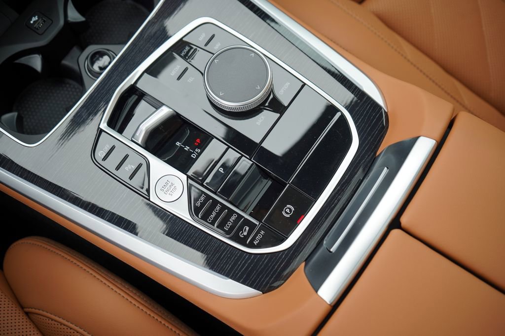 New 2026 BMW X5 xDrive40i w/ M Sport Package image 18
