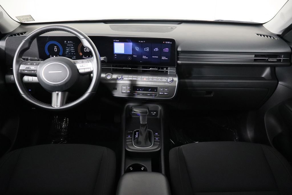 Used 2025 Hyundai Kona SEL image 18