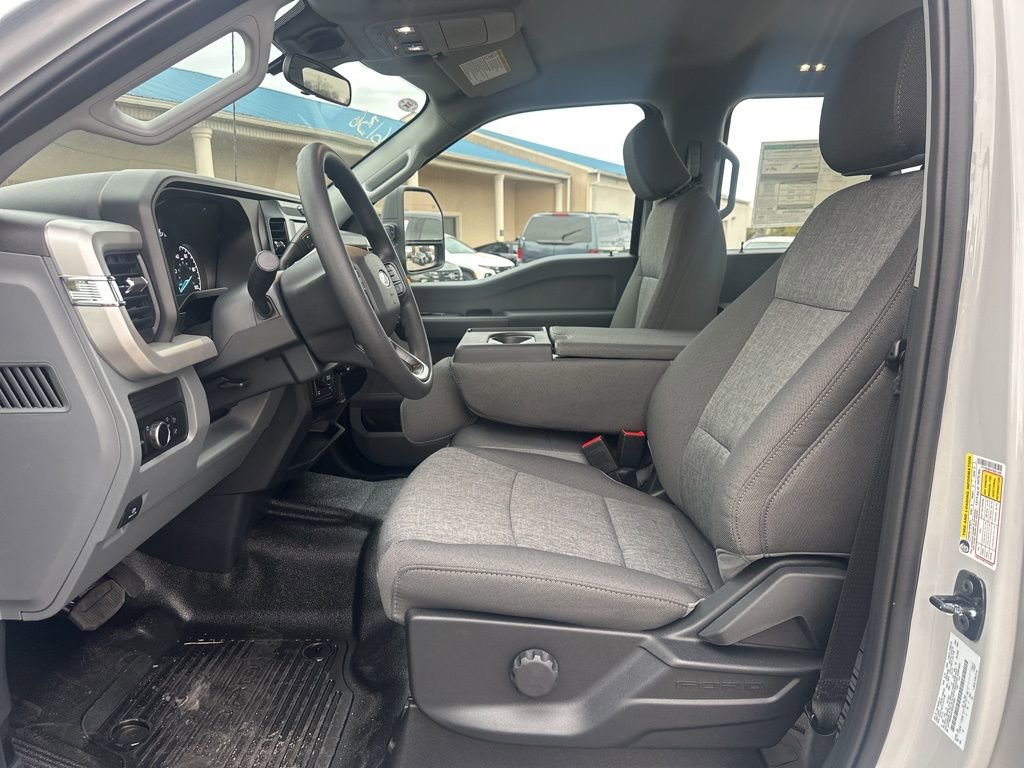 New 2026 Ford F250 XL image 25