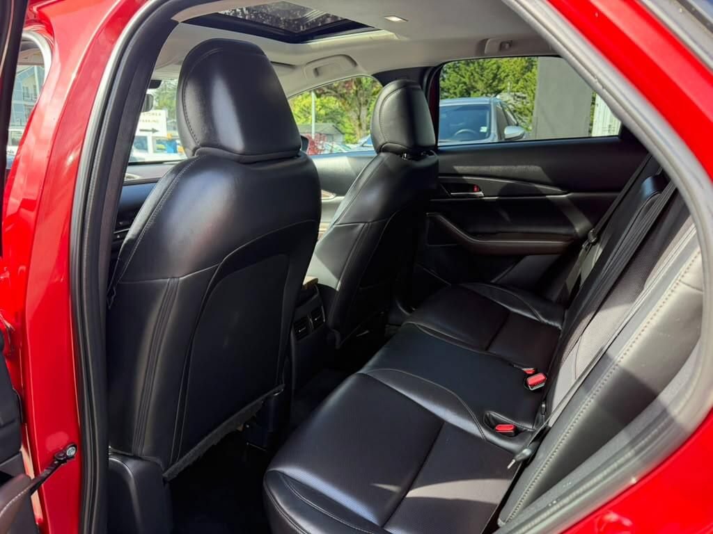 Used 2022 MAZDA CX-30 AWD 2.5 S w/ Premium Package image 11