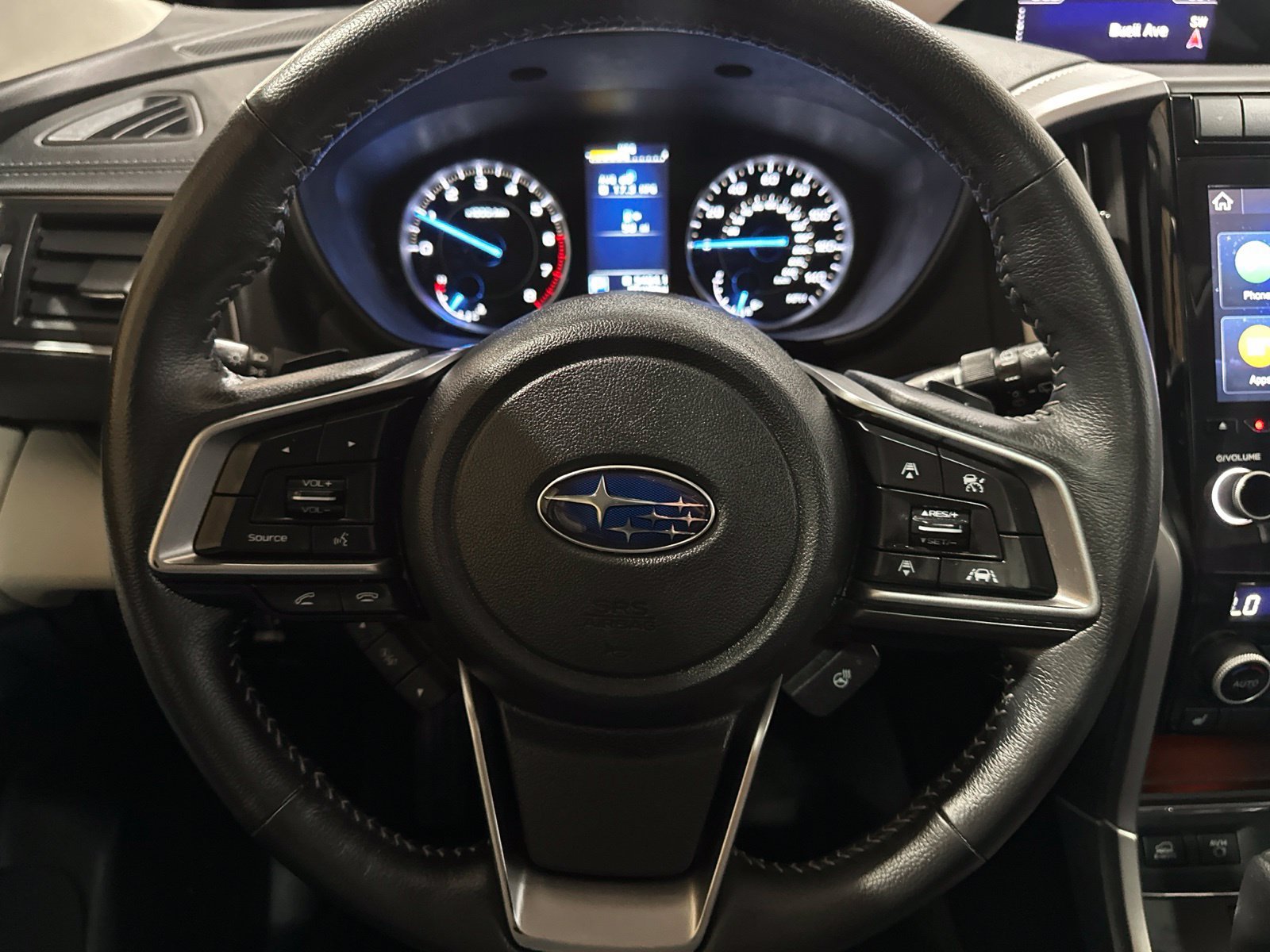 Used 2020 Subaru Ascent Limited w/ Technology Package AWD/4WD image 17