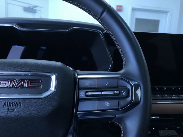 Used 2024 GMC Canyon AT4 w/ Technology Package image 21