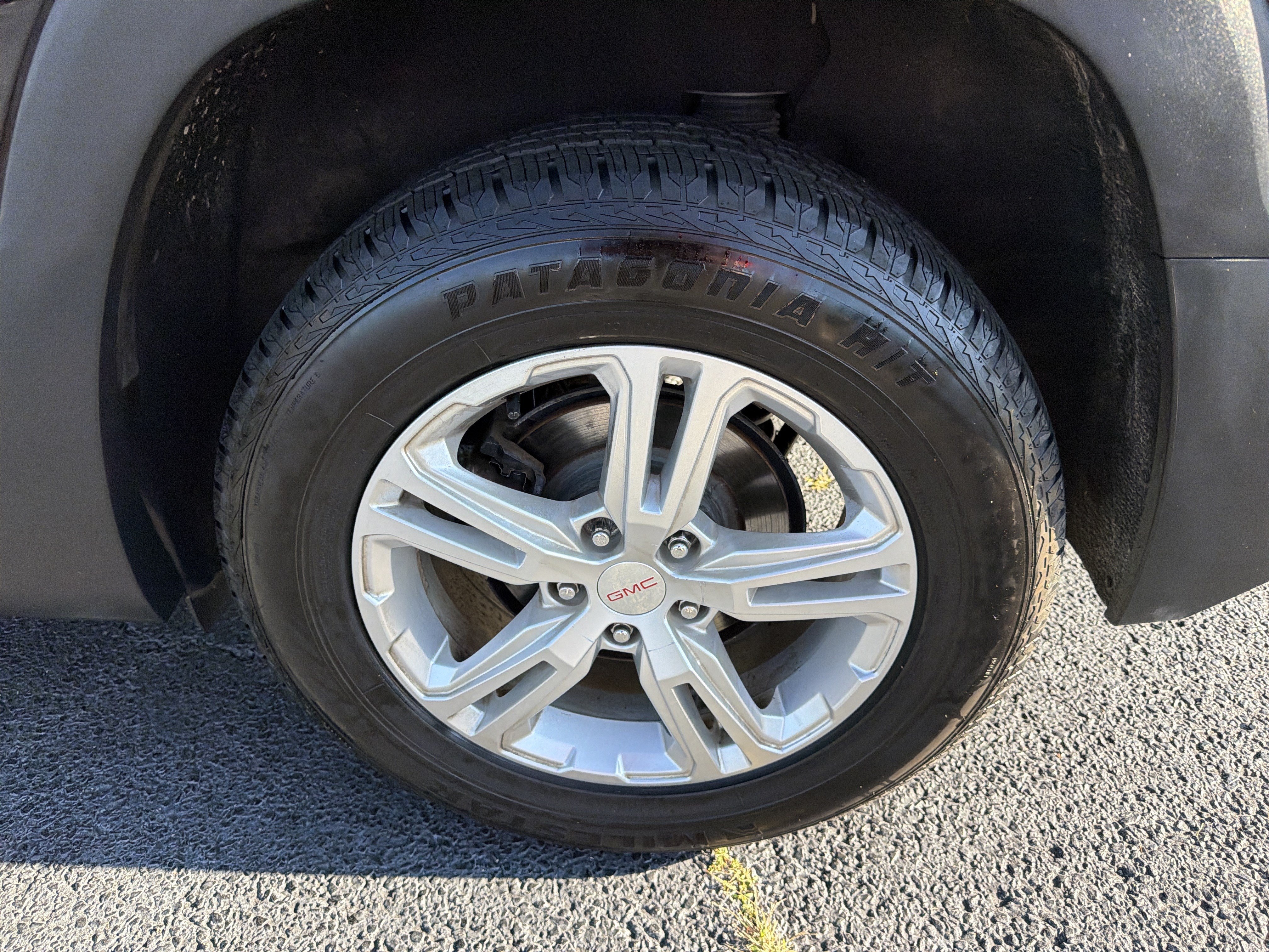 Used 2019 GMC Terrain SLE w/ Driver Convenience Package AWD/4WD image 28