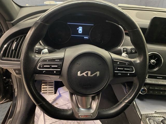 Used 2022 Kia Stinger GT2 image 18