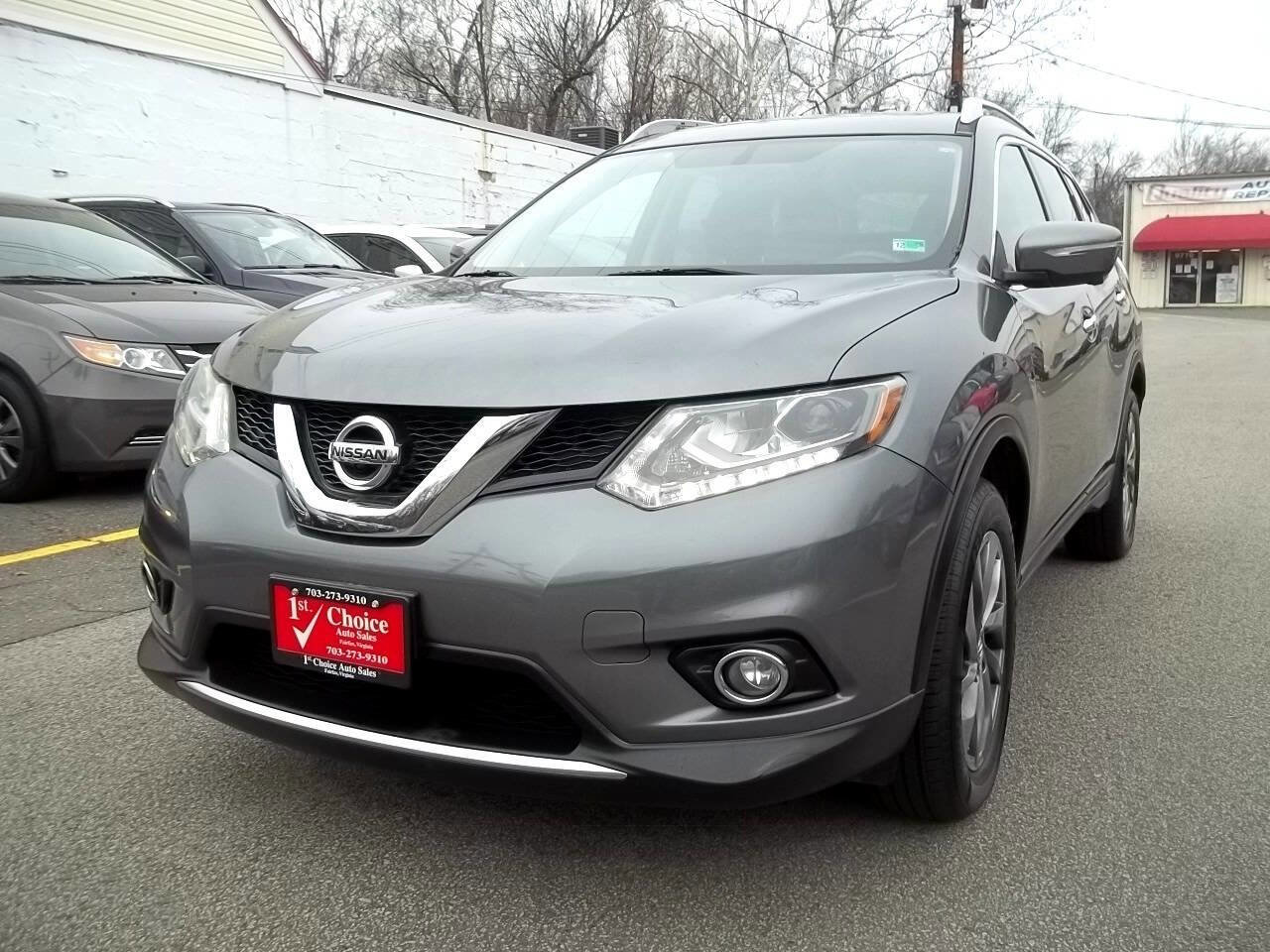 Used 2015 Nissan Rogue SL w/ SL Premium Package