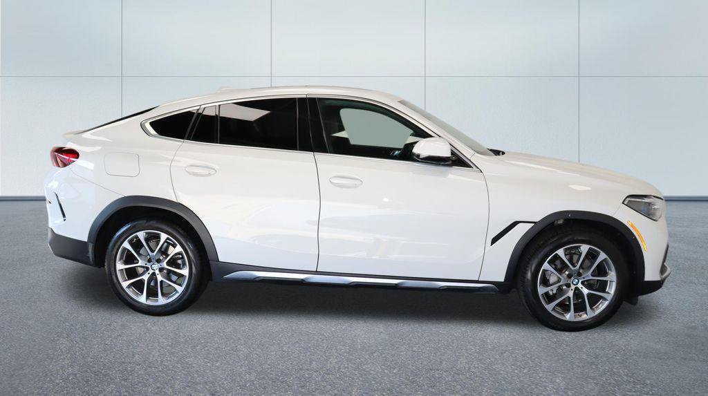 Used 2021 BMW X6 xDrive40i w/ Executive Package AWD/4WD image 9