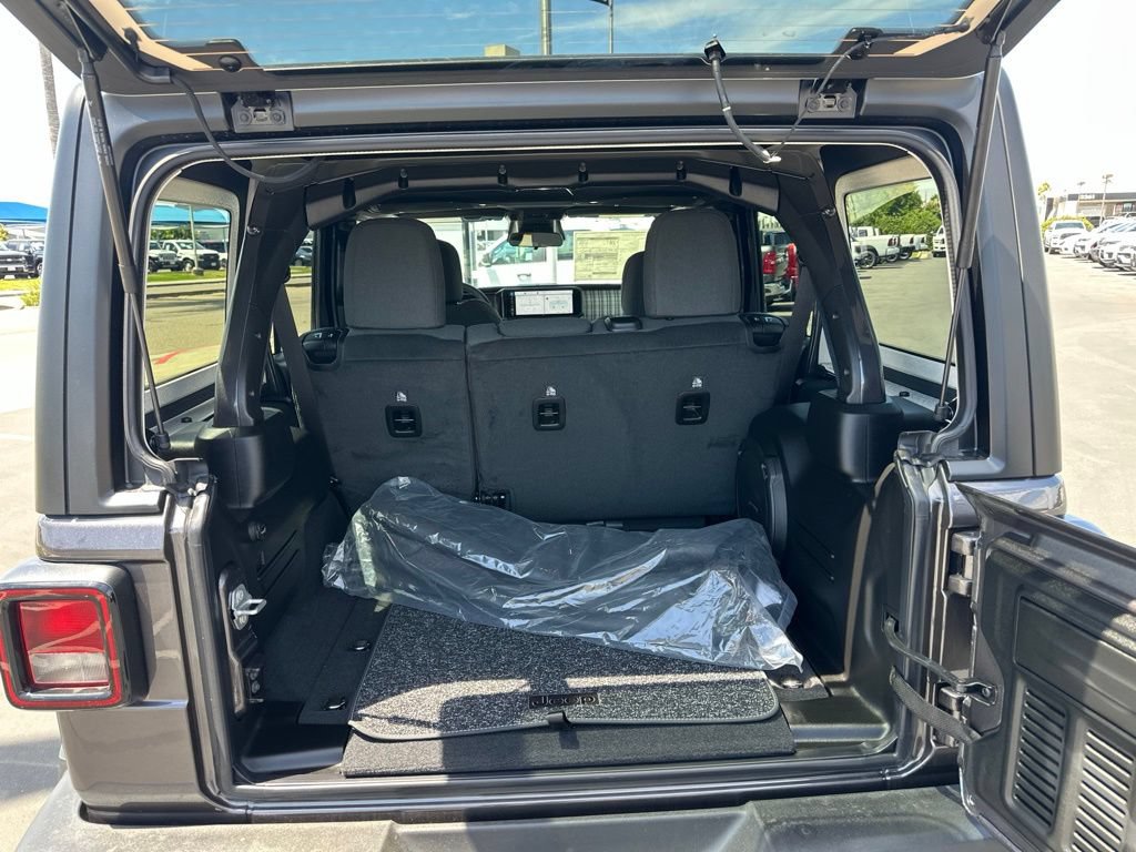 New 2026 Jeep Wrangler Unlimited Sport AWD/4WD image 16