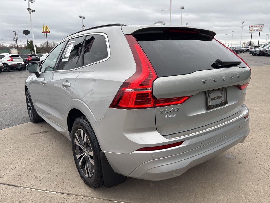 Certified 2023 Volvo XC60 B5 Core w/ Climate Package AWD/4WD image 8