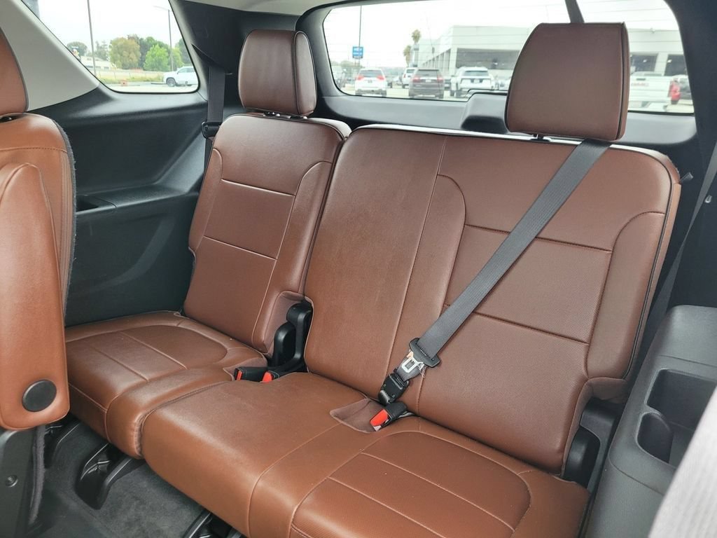 Used 2019 Chevrolet Traverse High Country w/ LPO, Floor Liner Package AWD/4WD image 12