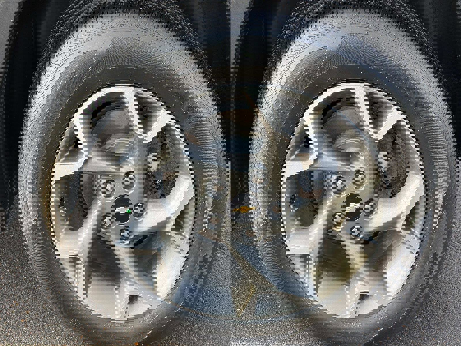 Certified 2025 Chevrolet Trax LT w/ Driver Confidence Package image 12