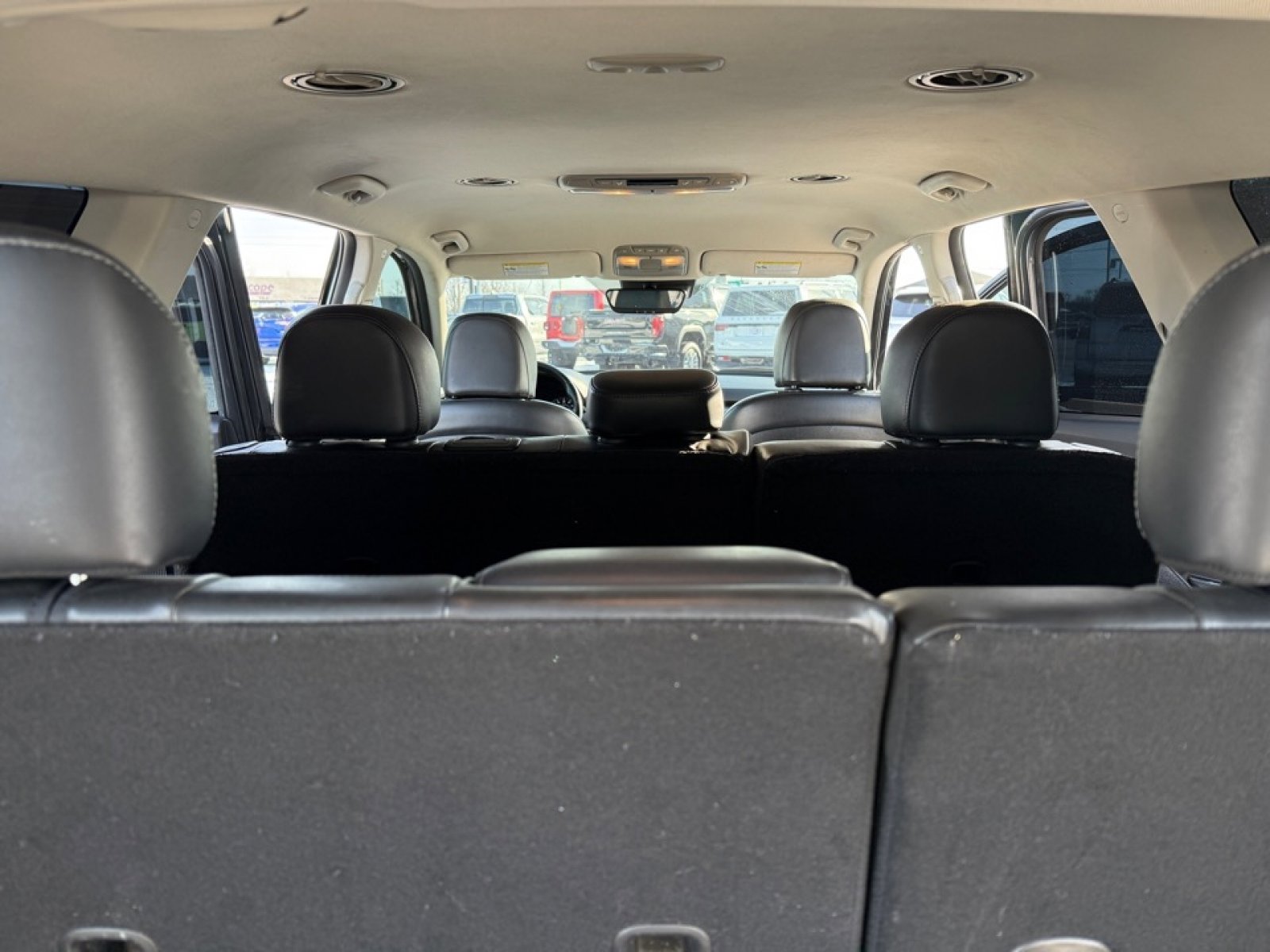 Used 2022 Kia Telluride LX image 16