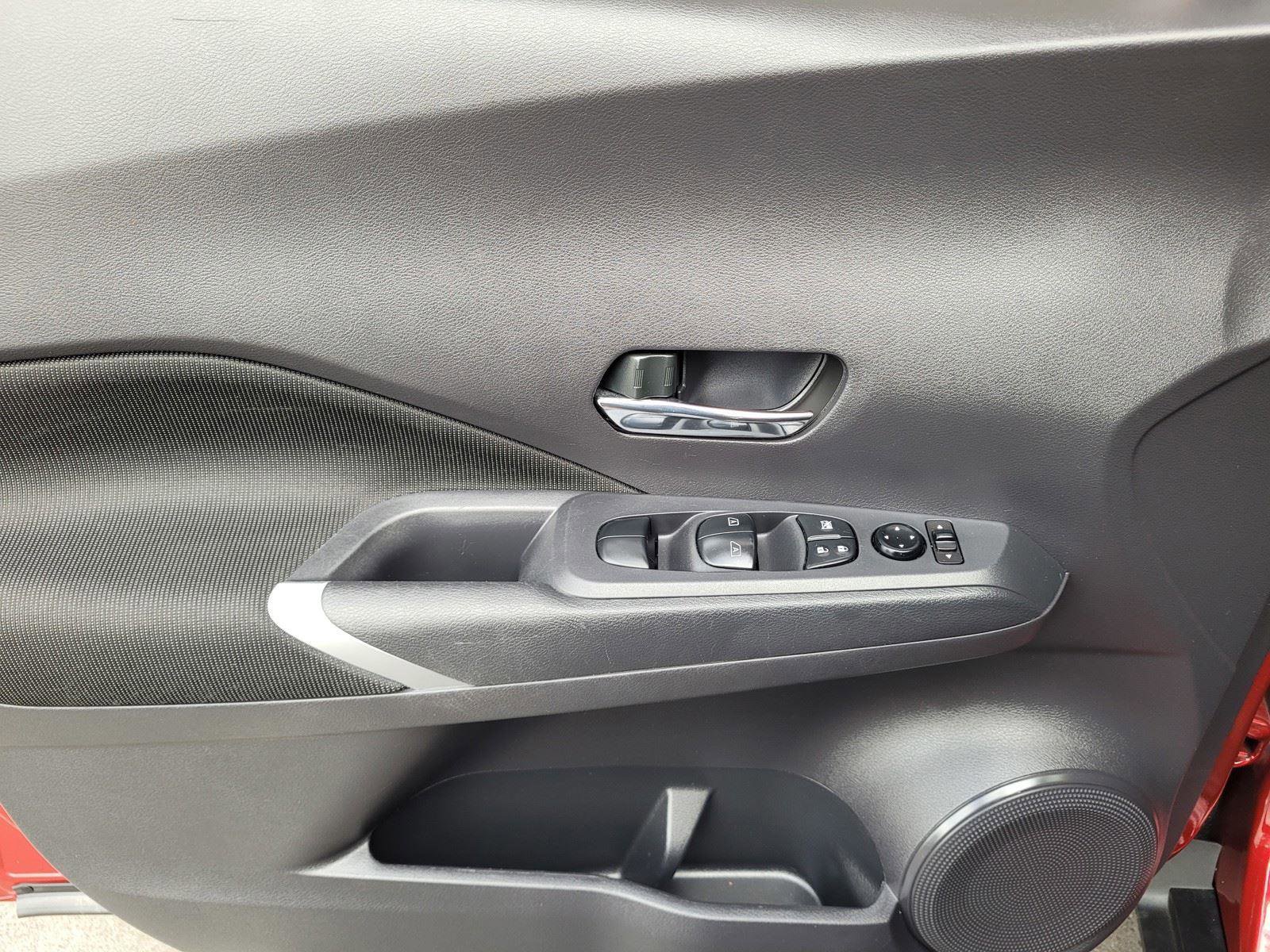 Used 2024 Nissan Kicks SV FWD image 24