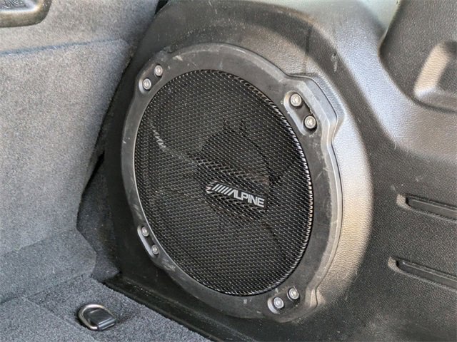 Used 2018 Jeep Wrangler Unlimited Sahara w/ Cold Weather Group image 31