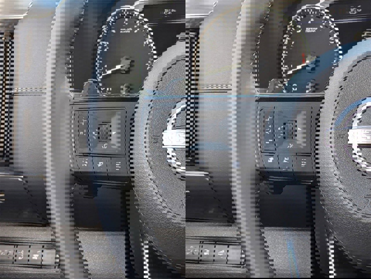 New 2025 Nissan Pathfinder SL image 26