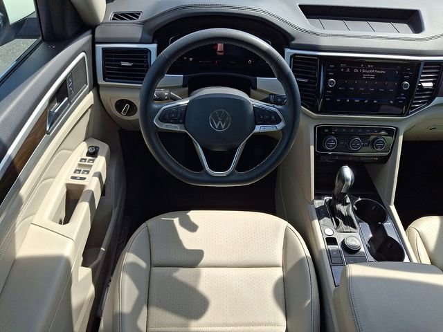 Used 2023 Volkswagen Atlas SE AWD/4WD image 12