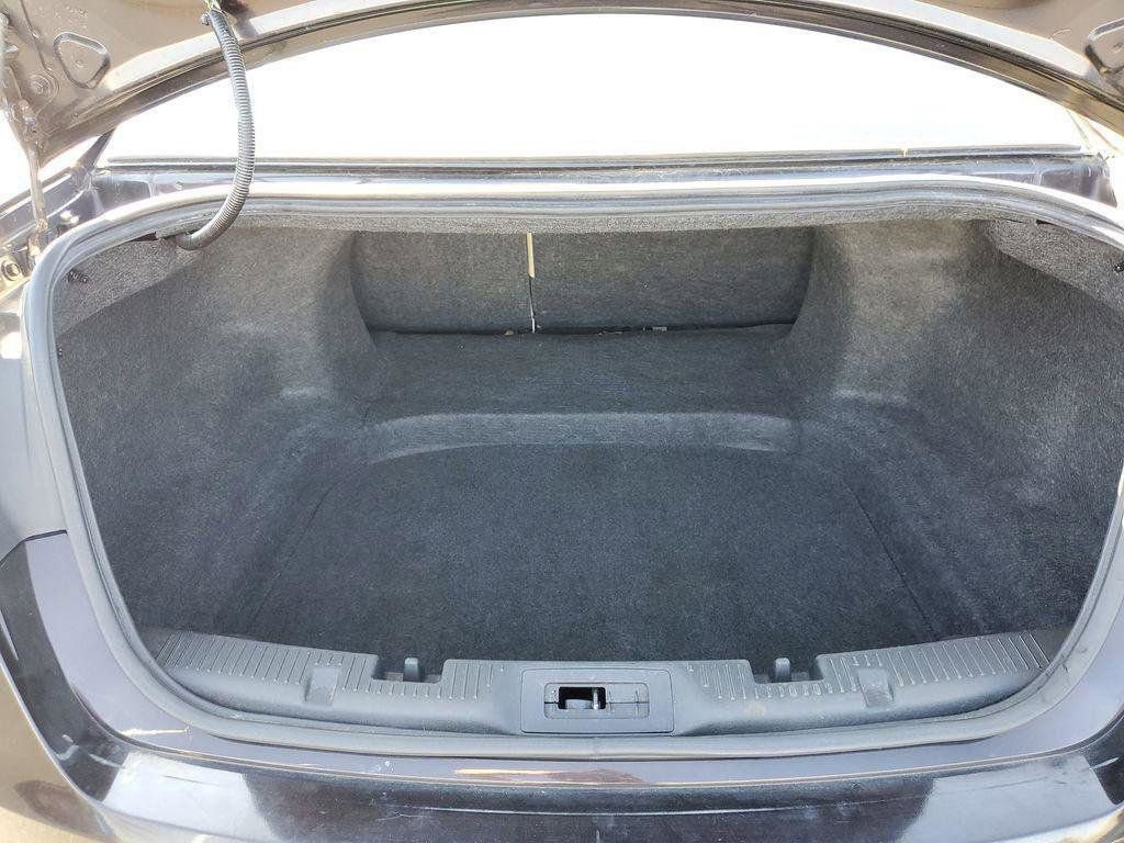 Used 2013 Ford Taurus SEL image 28