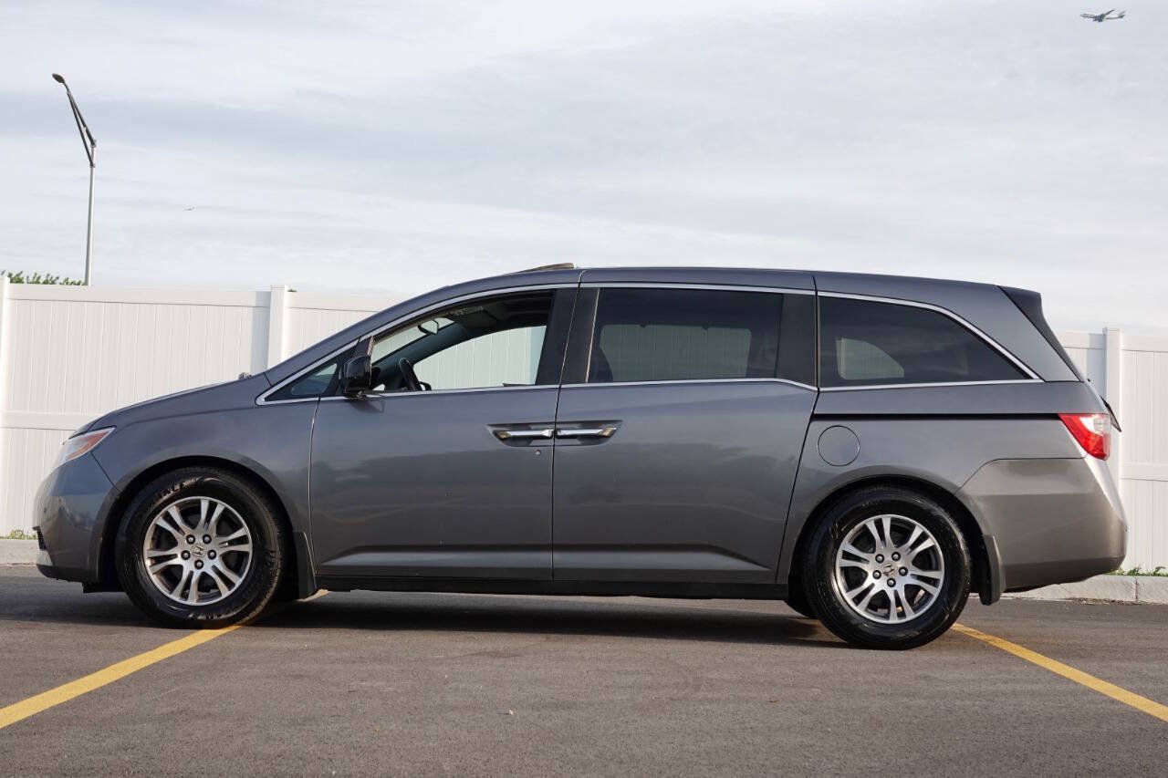 Used 2011 Honda Odyssey EX-L image 12