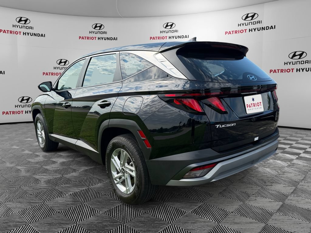 Used 2025 Hyundai Tucson SE AWD/4WD image 5