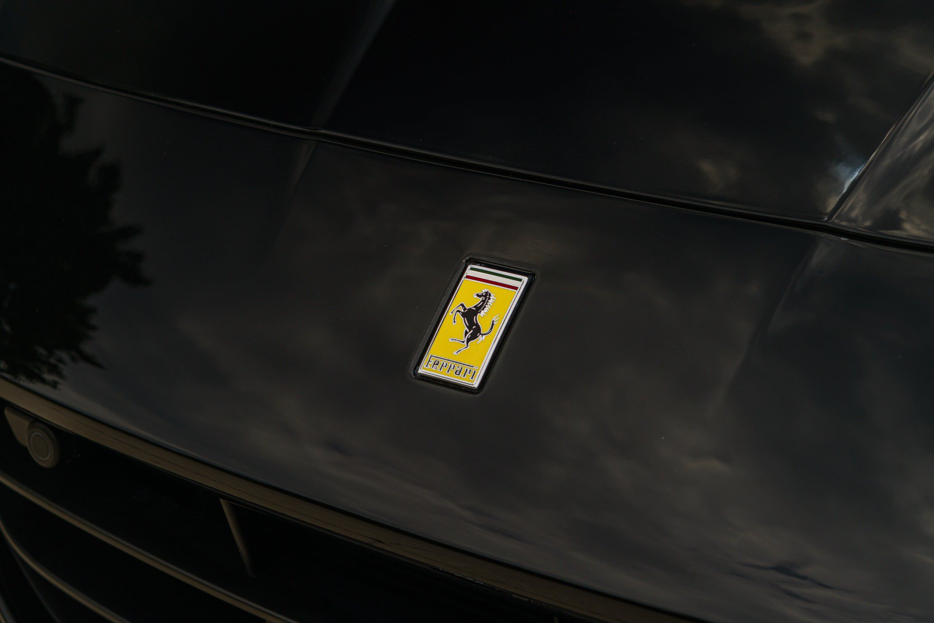 Used 2019 Ferrari Portofino RWD image 27