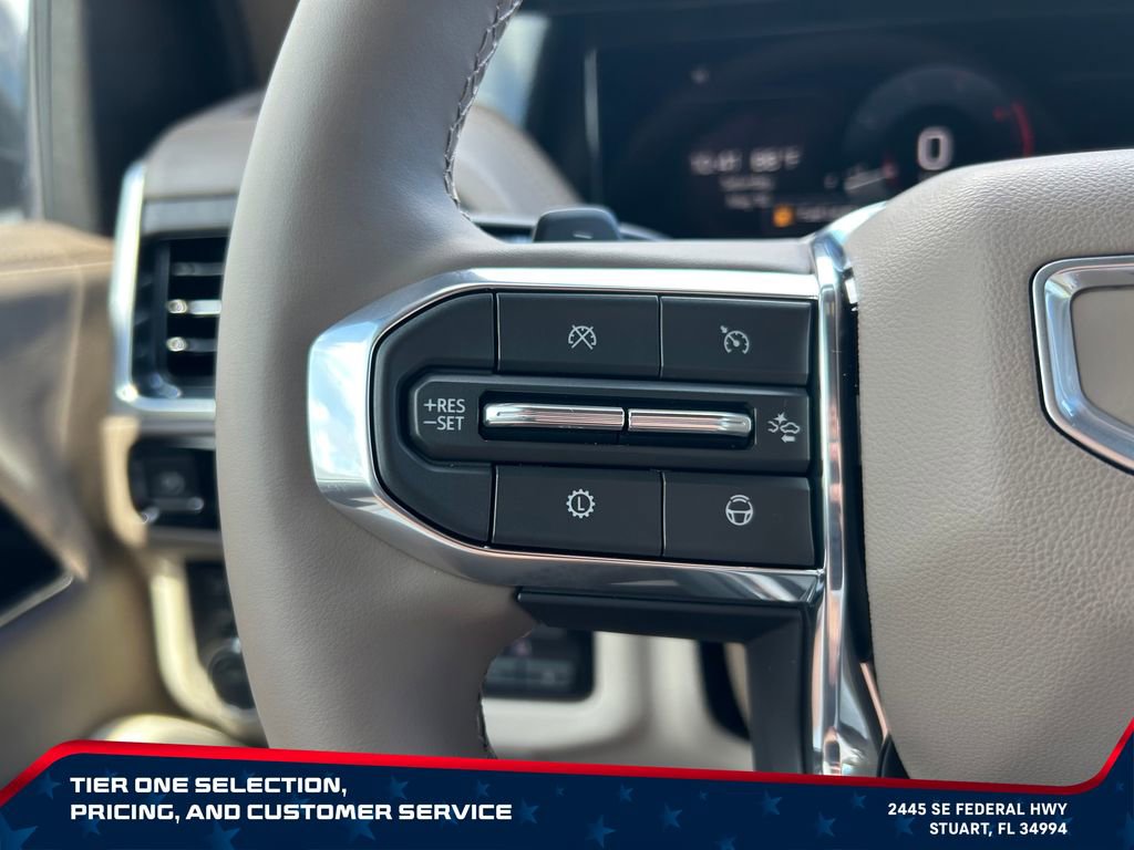 New 2026 GMC Yukon Denali w/ Denali Reserve Package AWD/4WD image 17