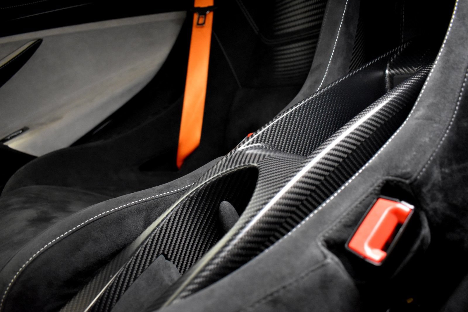 Used 2021 McLaren 765LT RWD image 30