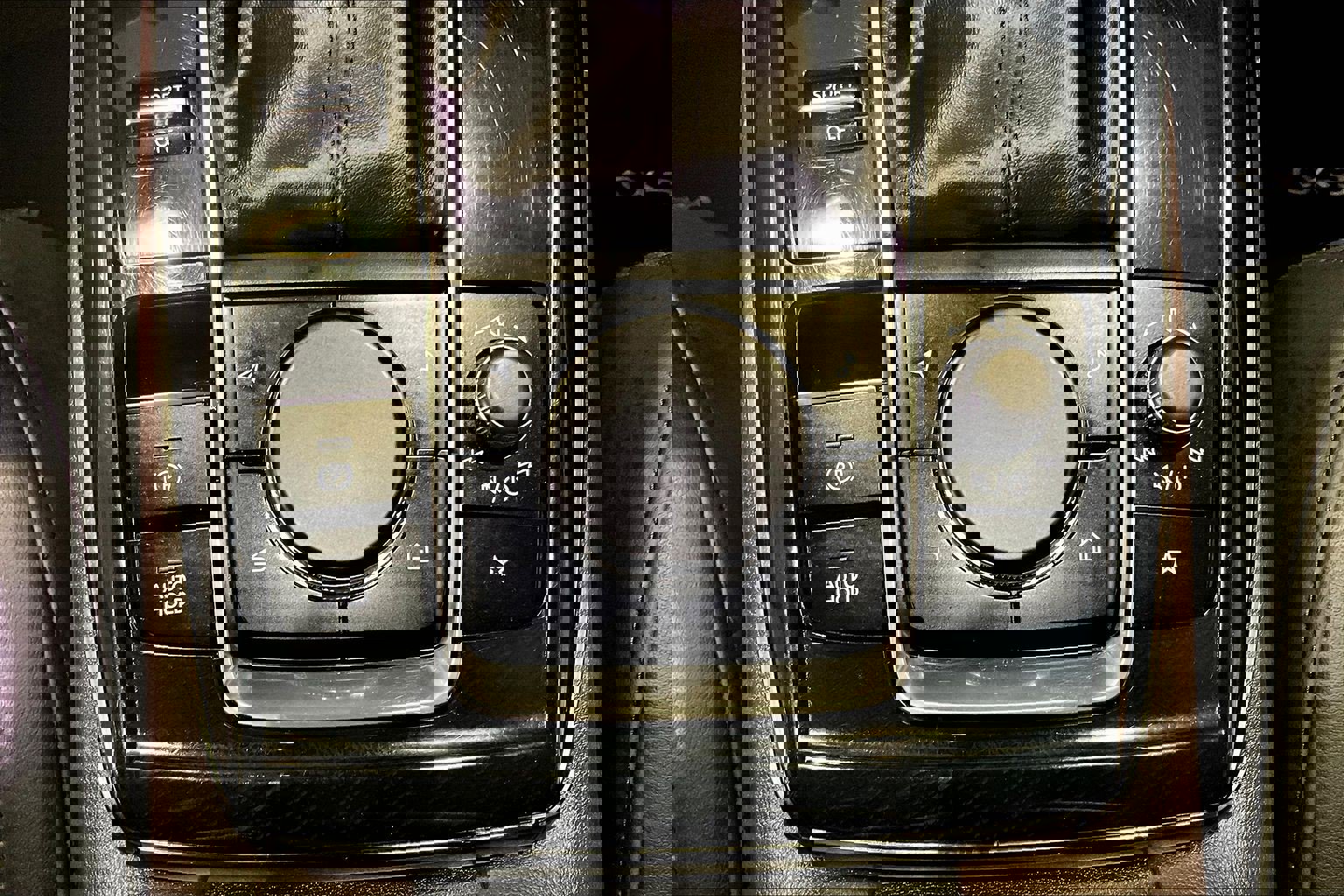 Used 2024 MAZDA CX-30 AWD 2.5 S w/ Premium Package image 16