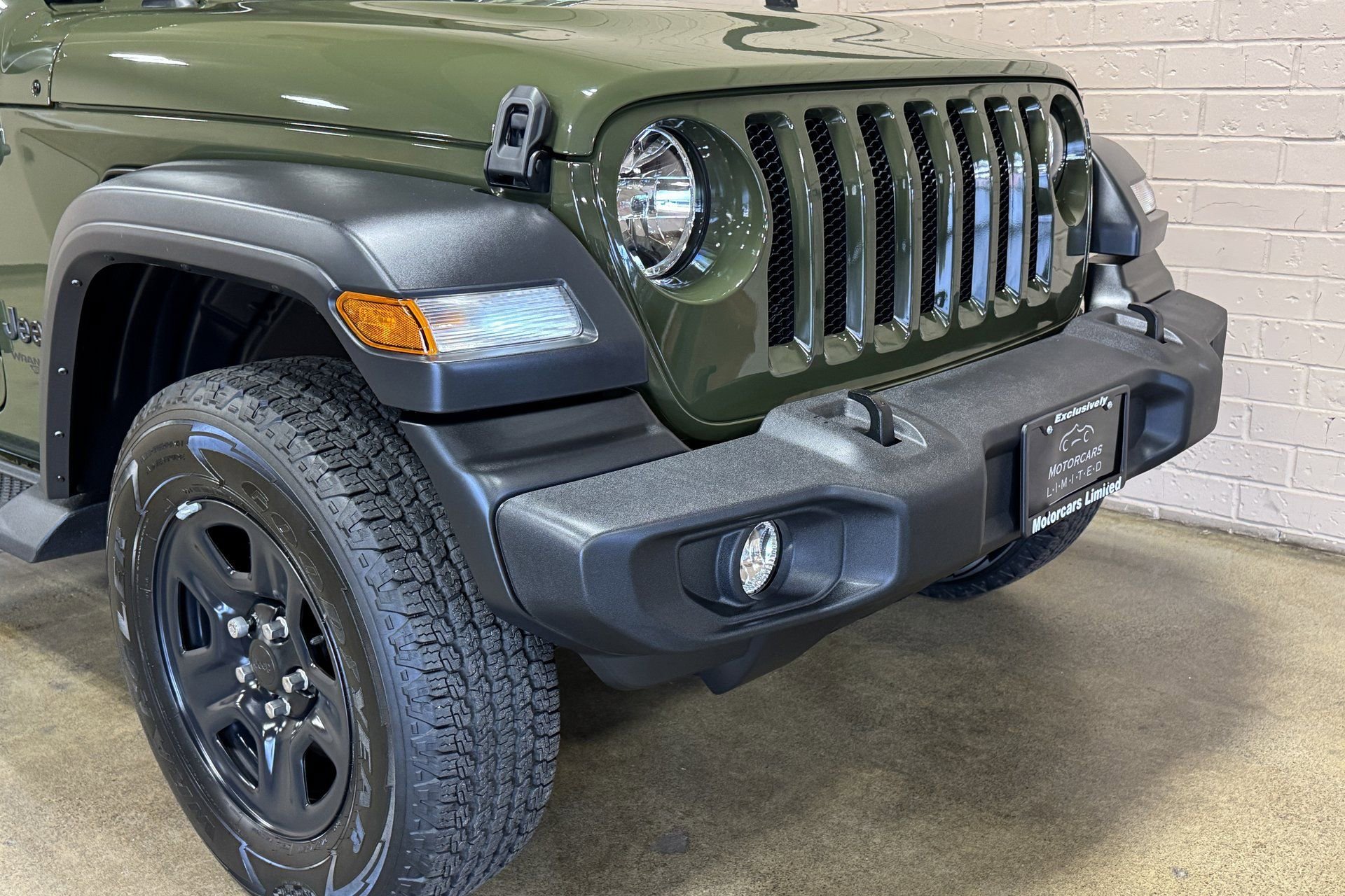 Used 2021 Jeep Wrangler Sport image 11