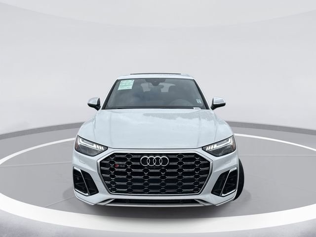 Used 2022 Audi SQ5 Prestige image 2