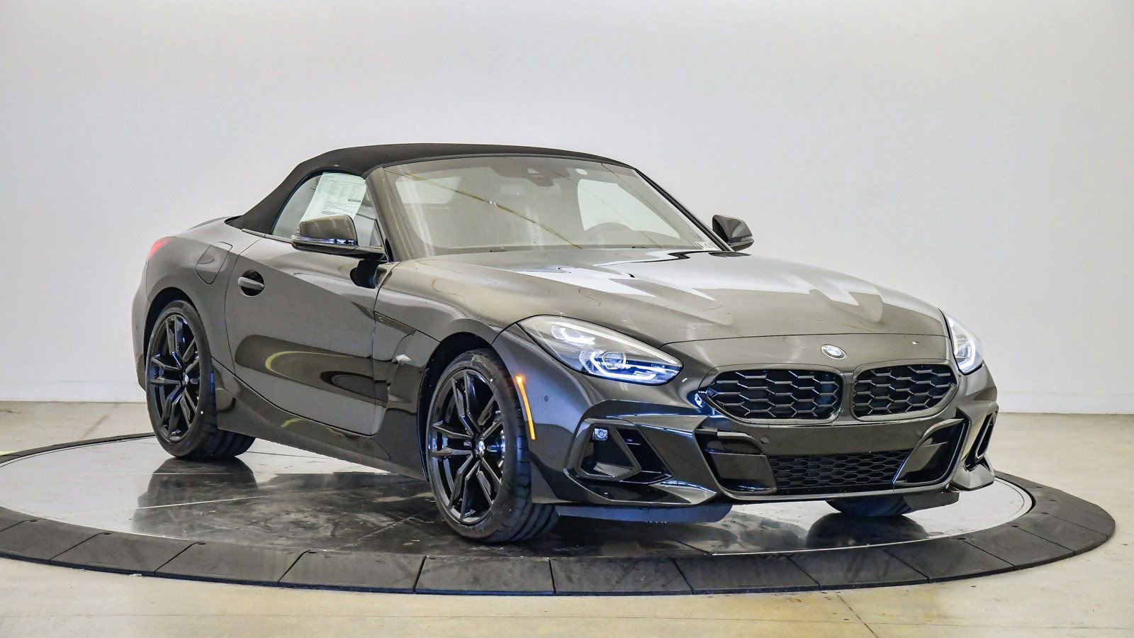New 2026 BMW Z4 sDrive30i w/ Premium Package image 6