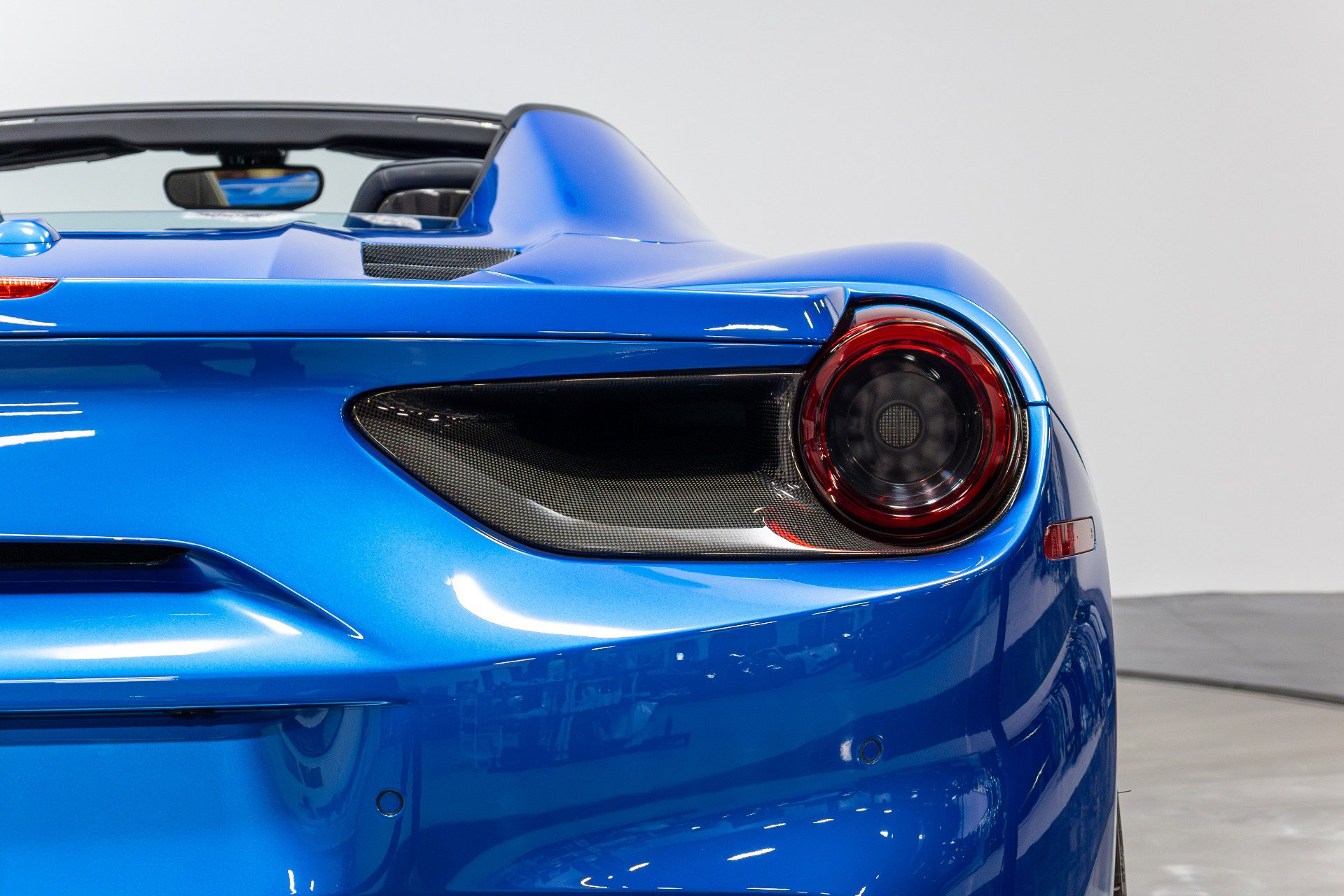 Used 2016 Ferrari 488 Spider image 60