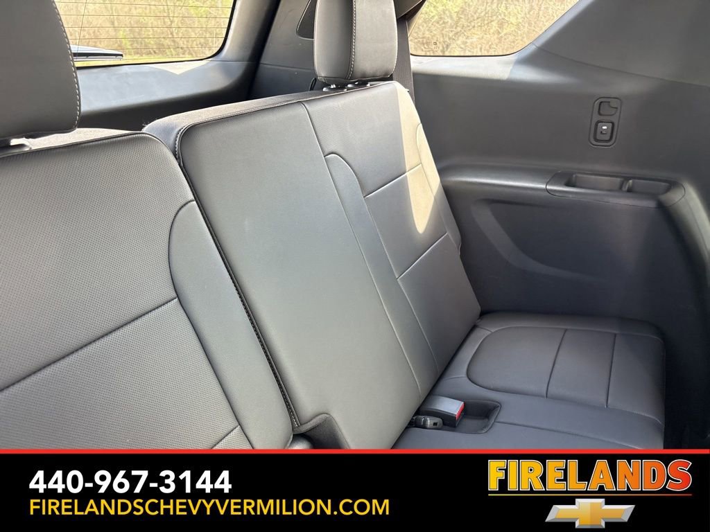 Certified 2023 Chevrolet Traverse Premier w/ LPO, Floor Liner Package image 48