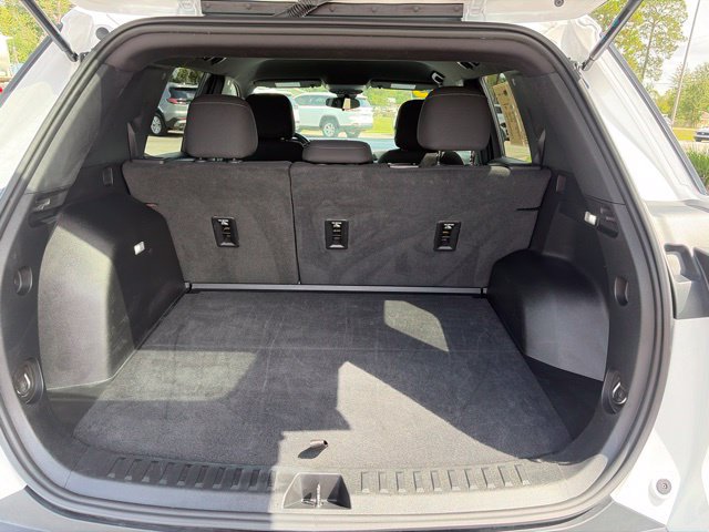 Used 2025 Chevrolet Equinox LT FWD image 5