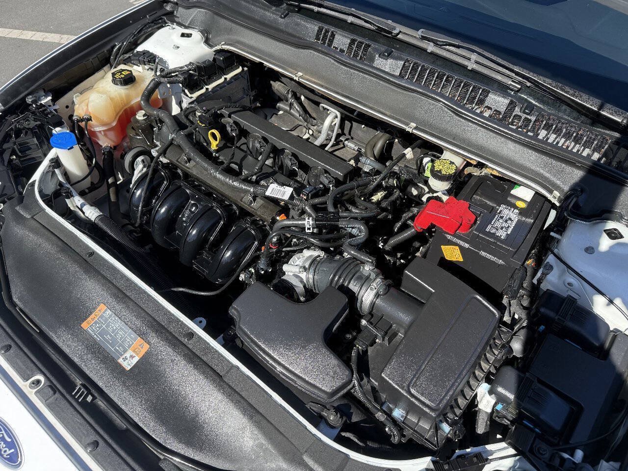 Used 2016 Ford Fusion SE FWD image 16