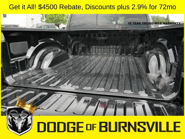 New 2026 RAM 1500 4x4 Crew Cab image 3