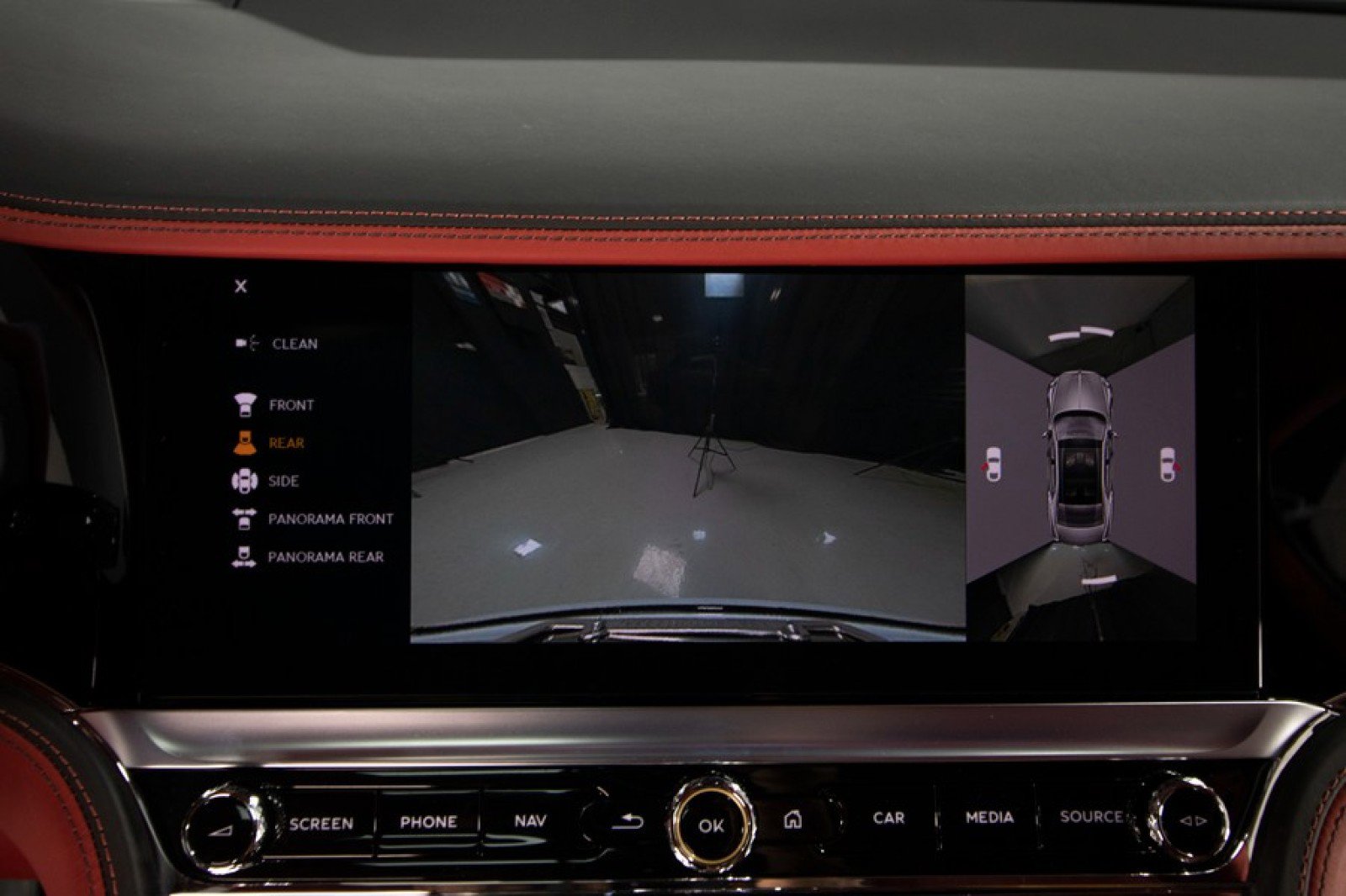 Used 2023 Bentley Flying Spur Flying Spur image 29